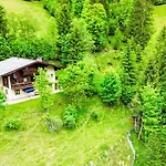 2 By Interhome Апартаменты Шладминг