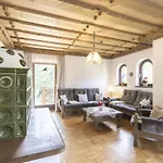 2 By Interhome